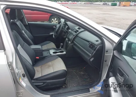 2012 Toyota Camry Se z USA, uszkodzony, nr VIN 4T1BF1FK4CU172918